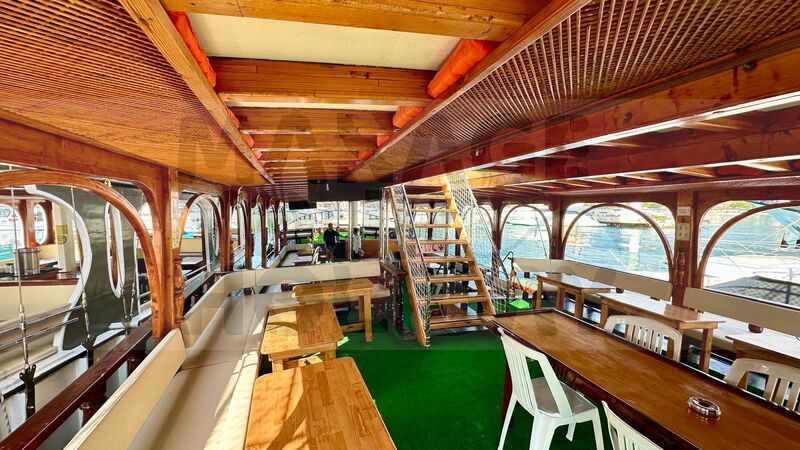 Alanya : Relax Tekne Turu Öğle Yemeği ve Alkolsüz İçecekler Dahil