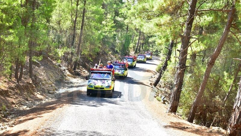 Alanya : Cabrio Safari ve Rafting 