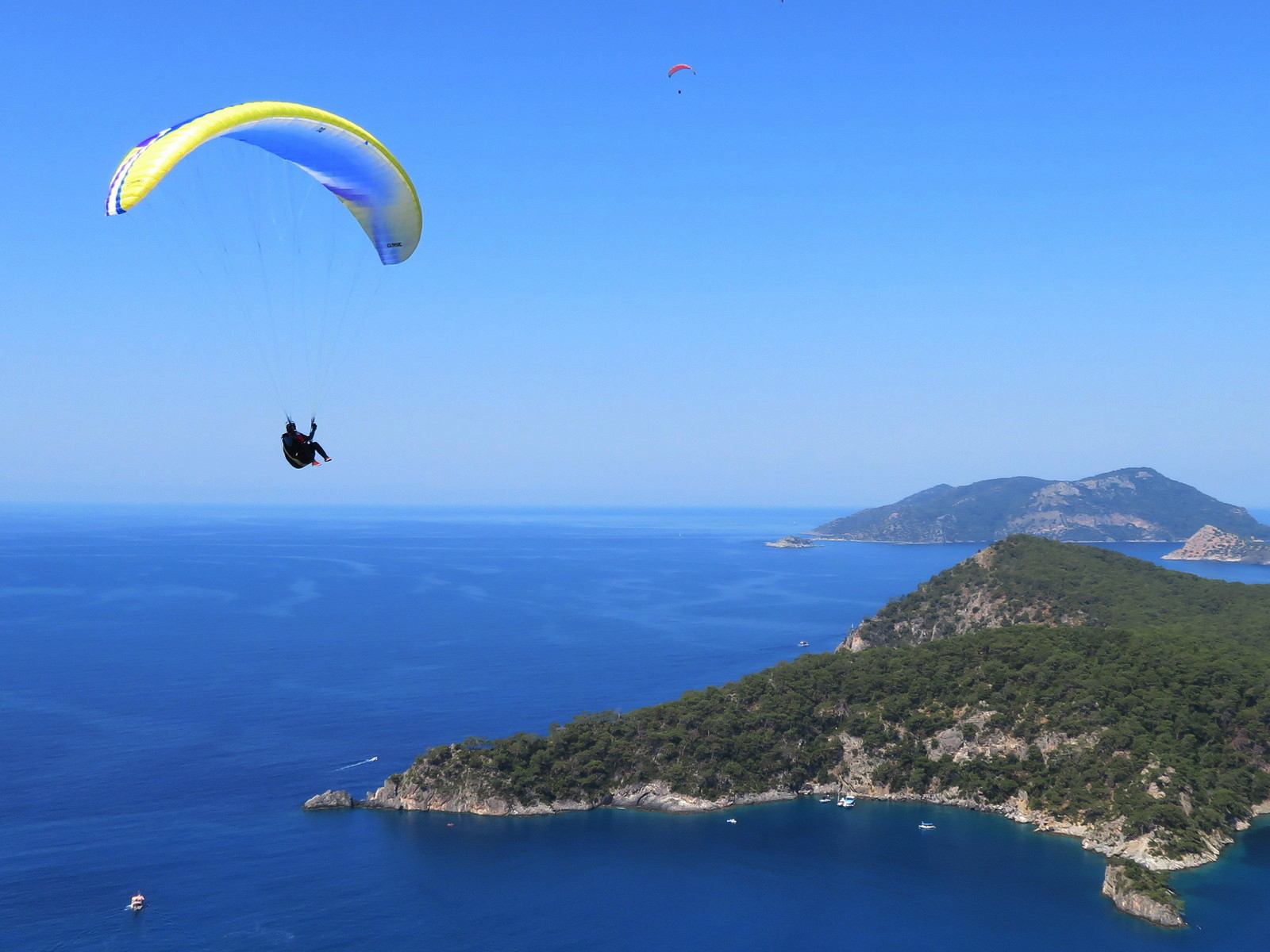 Kemer : 2365 Metre Tahtalı Dağından Yamaç Paraşütü 