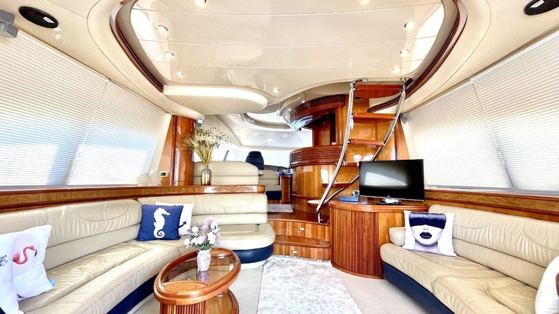 Özel Yat : Azimut 68 | 22 Metre | Sunset Tour