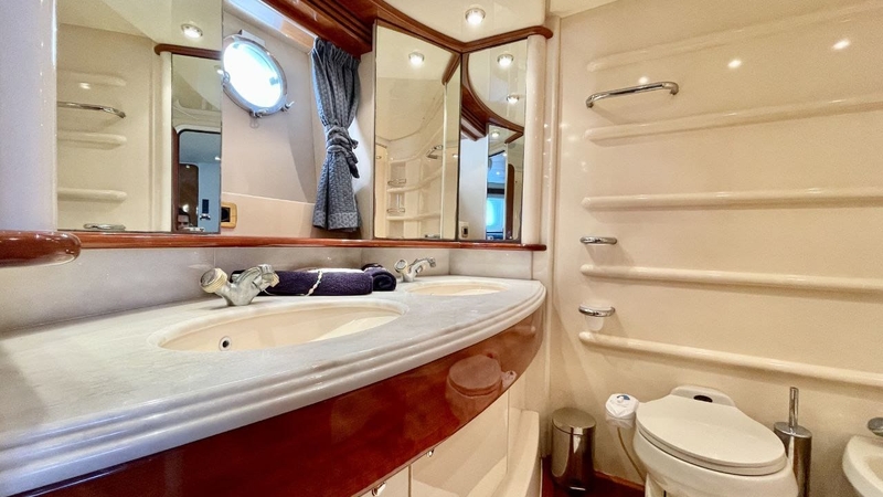 Özel Yat : Azimut 68 | 22 Metre | Sunset Tour