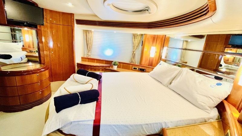 Özel Yat : Azimut 68 | 22 Metre | Sunset Tour