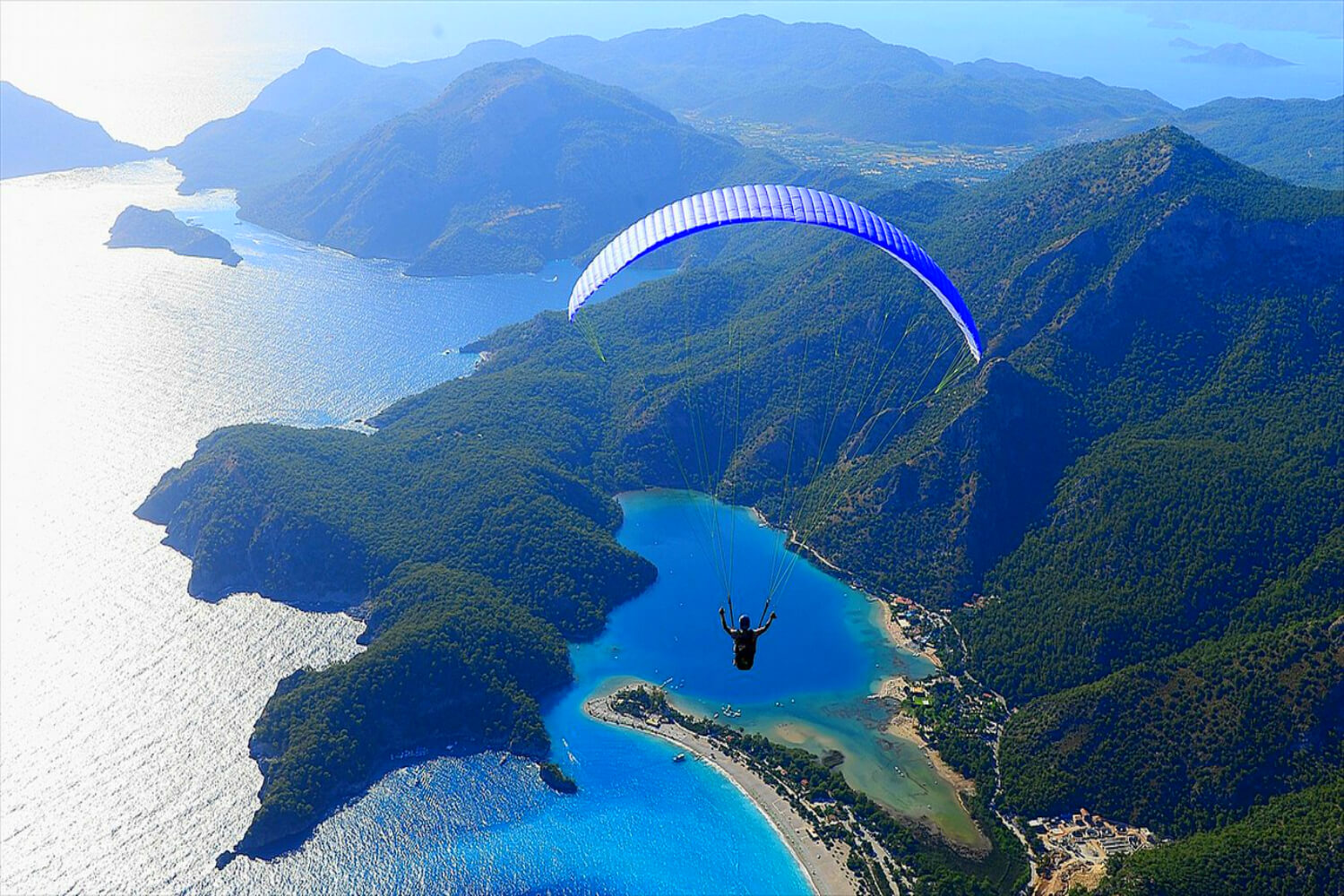 Belek ve Kundu : 2365 Metre Tahtalı Dağından Yamaç Paraşütü